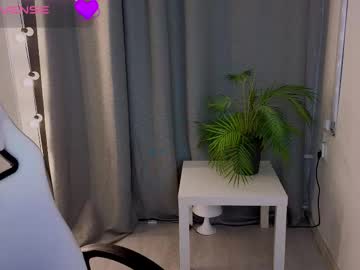 Honeybutterflyy May 25, 2025 Chaturbate stream image
