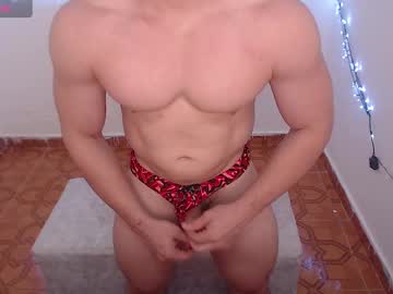 Maxwel949813 May 26, 2025 Chaturbate stream image
