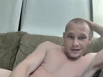 Blakeandskylar stream photo from May 26, 2025