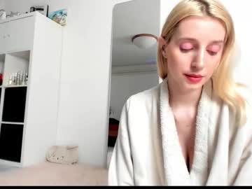 Kenziedawton stream photo from May 26, 2025