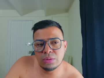 Maximo_225 May 26, 2025 Chaturbate stream image