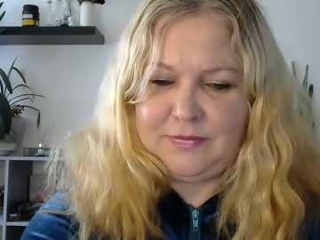 1lynn1 May 26, 2025 Chaturbate stream image