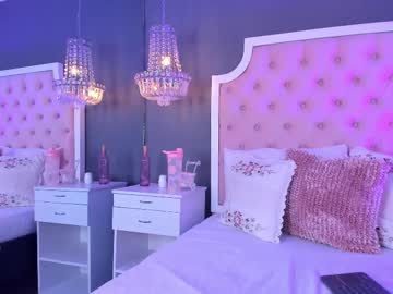 Lorelain_Lux May 26, 2025 Chaturbate stream image