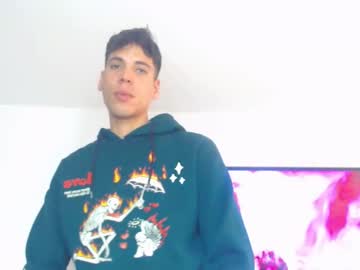 Jh_Jan13 May 26, 2025 Chaturbate stream image