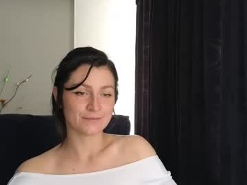 Katlopez19 May 26, 2025 Chaturbate stream image