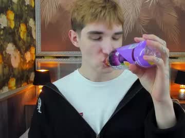 Maxwellcute May 26, 2025 Chaturbate stream image
