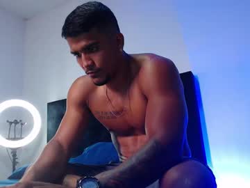 Camilo_Contre21 May 26, 2025 Chaturbate stream image