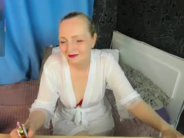 Karen_Villis May 27, 2025 Chaturbate stream image