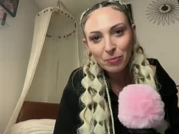 Aurorarosexprincess May 28, 2025 Chaturbate stream image