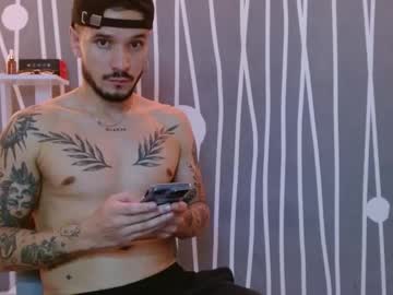 Santti_Torres May 28, 2025 Chaturbate stream image