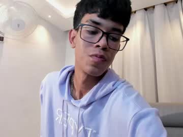 Jakelux_Long May 28, 2025 Chaturbate stream image