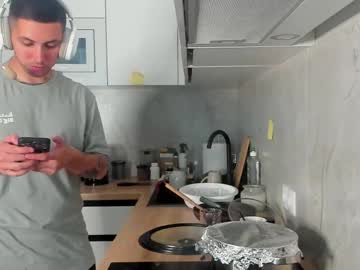 Enneth2_ May 28, 2025 Chaturbate stream image