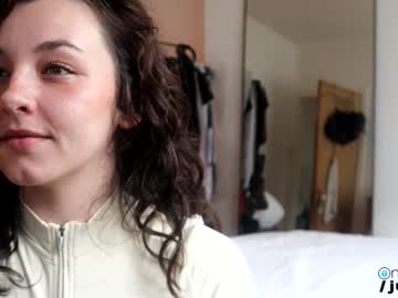 Justbecauseiloveit May 28, 2025 Chaturbate stream image