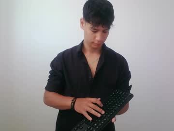 Zeus_183 May 28, 2025 Chaturbate stream image