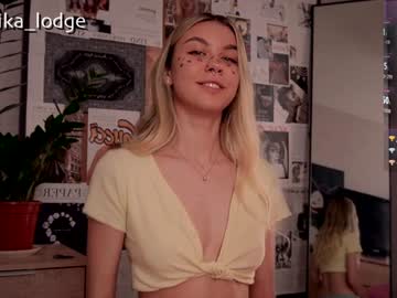 Nika_Lodge May 28, 2025 Chaturbate stream image