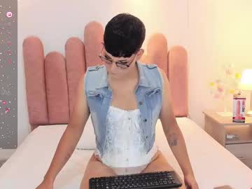 Mackenzie2_ May 28, 2025 Chaturbate stream image