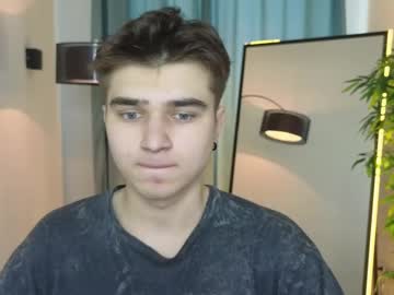 Kriskinks May 29, 2025 Chaturbate stream image