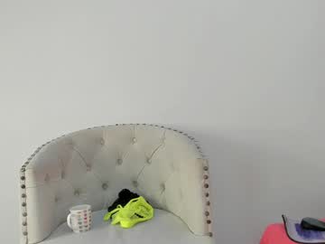Vahiolet__ May 29, 2025 Chaturbate stream image
