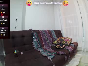 Wildstrawberry30 May 30, 2025 Chaturbate stream image