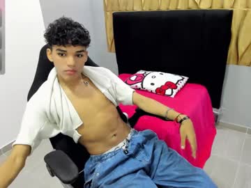 Kenn__18 May 30, 2025 Chaturbate stream image