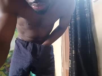 Uceze01 May 30, 2025 Chaturbate stream image