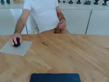 Gux4dd May 30, 2025 Chaturbate stream image