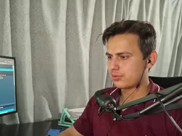 Avilesz5 June 01, 2025 Chaturbate stream image