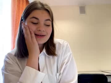 Philomenacaris June 01, 2025 Chaturbate stream image