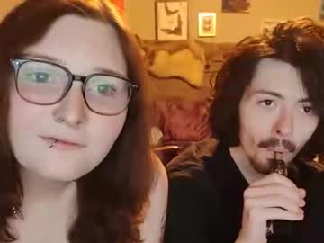 Sadsluttyfrogs June 01, 2025 Chaturbate stream image