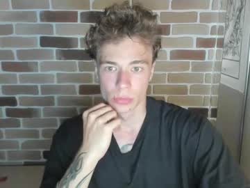 Idkiww June 01, 2025 Chaturbate stream image