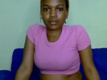 Roxanne2041 June 01, 2025 Chaturbate stream image