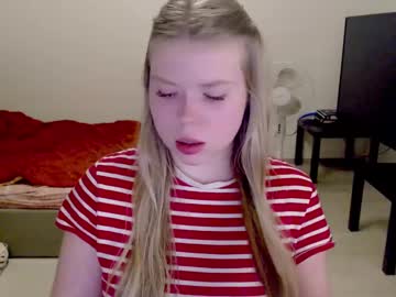 Kitten_Jenny01 June 01, 2025 Chaturbate stream image