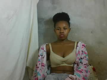 Franciefrancie June 01, 2025 Chaturbate stream image