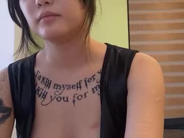 Ravengothdom June 02, 2025 Chaturbate stream image