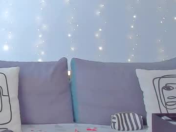 Michellaking June 02, 2025 Chaturbate stream image