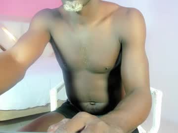 Rey_Moreno1 June 02, 2025 Chaturbate stream image