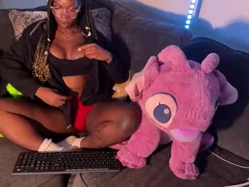Kyliesnowxxx June 03, 2025 Chaturbate stream image