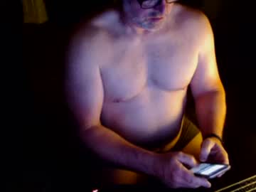 Willwill2222 June 04, 2025 Chaturbate stream image