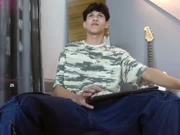 Jason_Graeats1 June 04, 2025 Chaturbate stream image