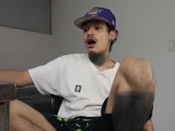 Trieone stream photo from June 04, 2025