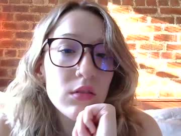 Switchy_Bunnie June 04, 2025 Chaturbate stream image
