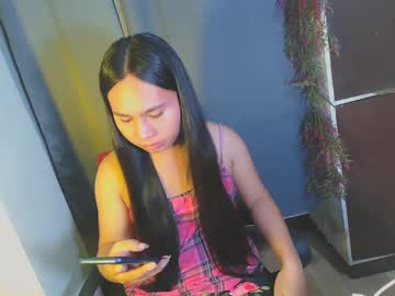 Trixie121698 June 05, 2025 Chaturbate stream image