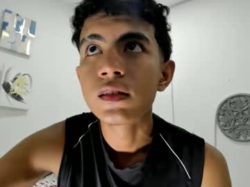 Alluringangel01 June 05, 2025 Chaturbate stream image