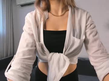 Jenykleine01 June 05, 2025 Chaturbate stream image