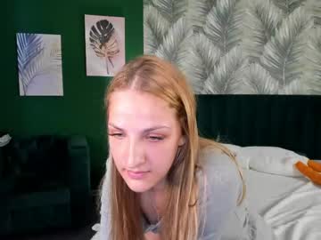 Luna_Vibee June 05, 2025 Chaturbate stream image