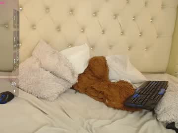 Crystal_Xiara_1 June 05, 2025 Chaturbate stream image