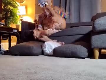 Noclothesplease June 06, 2025 Chaturbate stream image