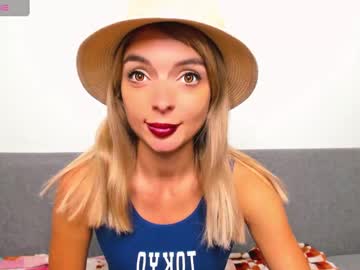 Elle_Benne June 06, 2025 Chaturbate stream image