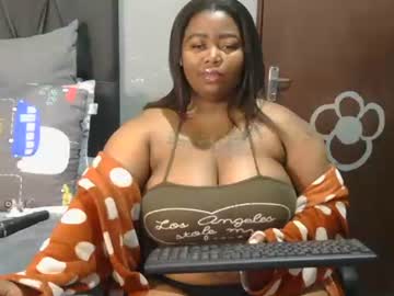 Thickcaramel_P stream photo from June 06, 2025