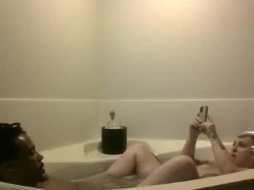 Toochillcouple420 June 07, 2025 Chaturbate stream image